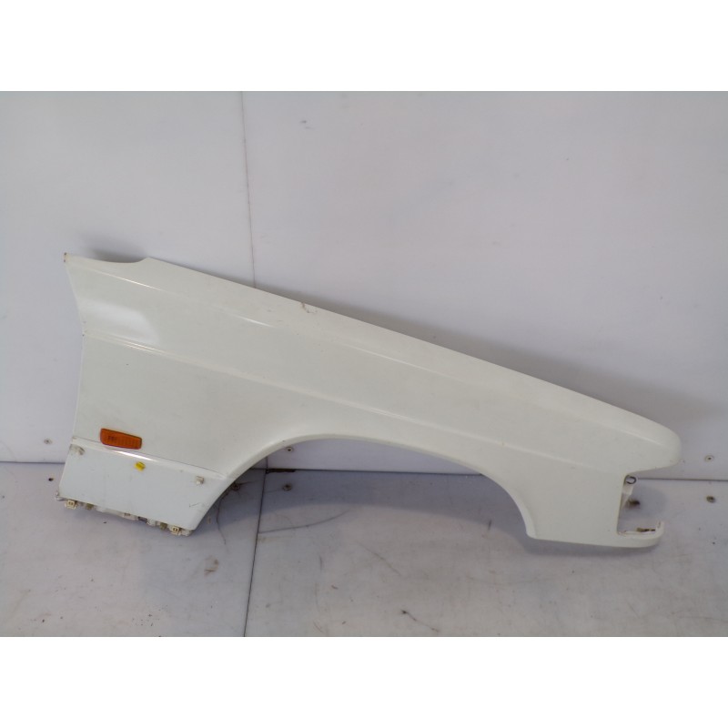 Parafango anteriore Destro Mercedes E190 W124