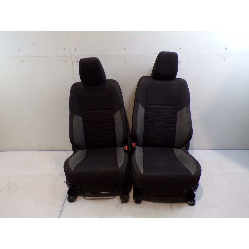 Tappezzeria sedili Toyota Auris 2 serie 2016