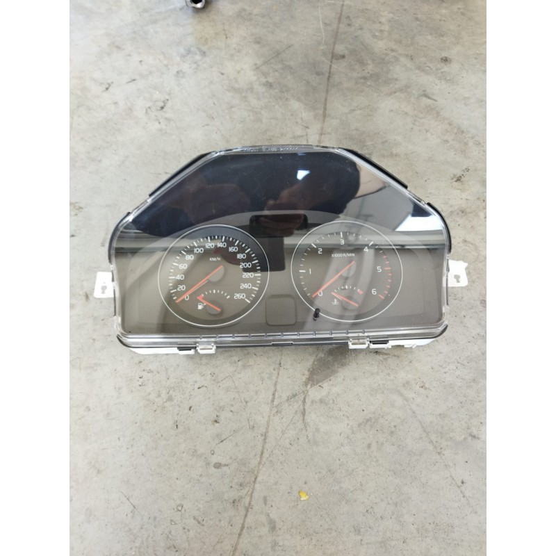 Strumentazione contachilometri Volvo V50  RA103