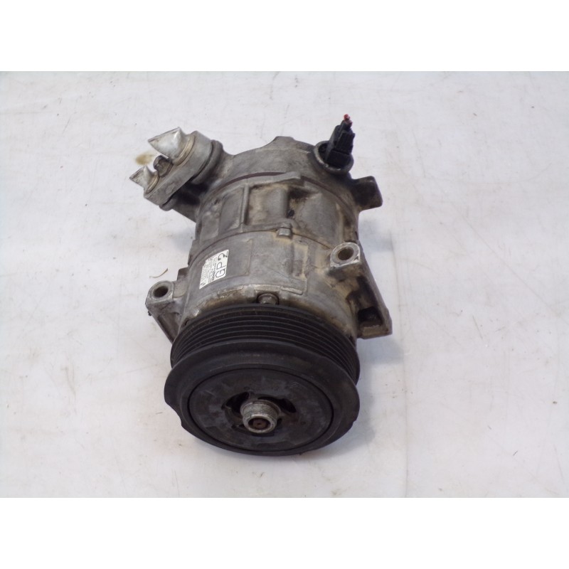 Compressore Opel Corsa D 1.2 benzina 2012