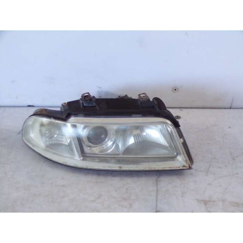 Faro Anteriore Destro Audi A4 B5 2010