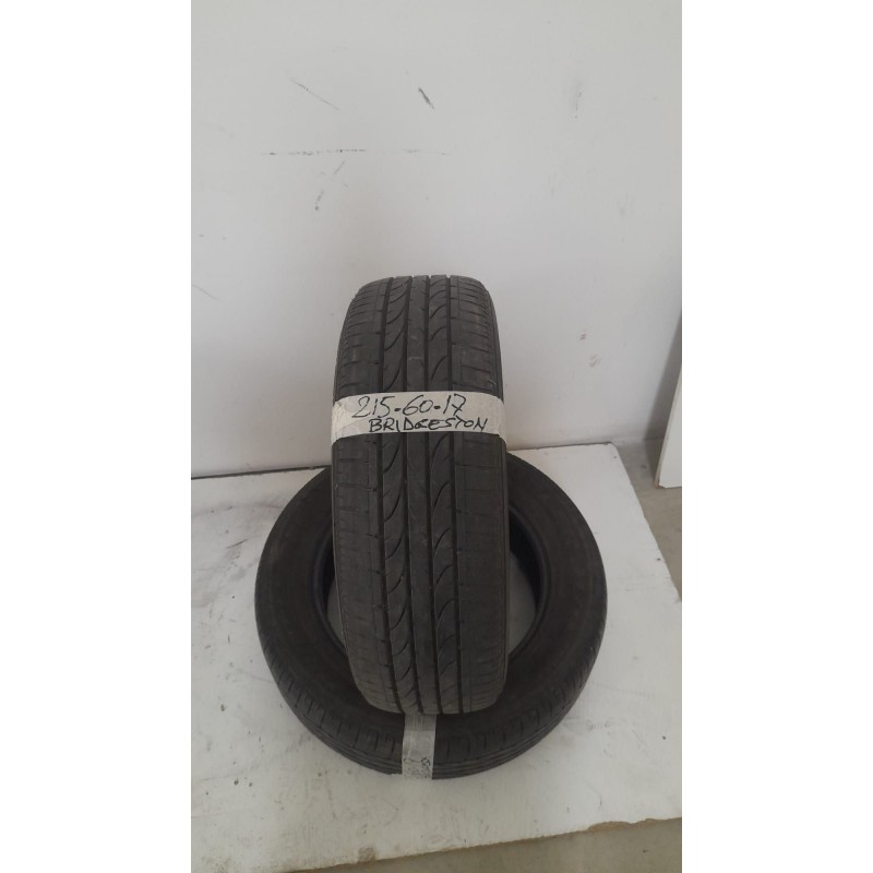 Gomme Bridgestone 215 60 R17  RA483