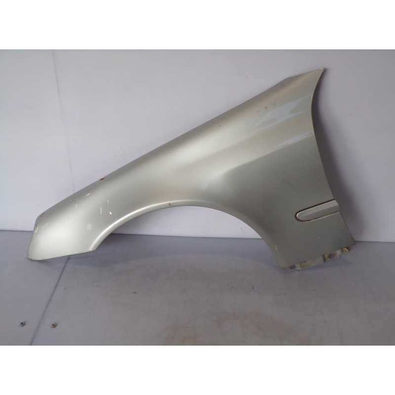 Parafango anteriore Sinistro Mercedes c220 w203 2003