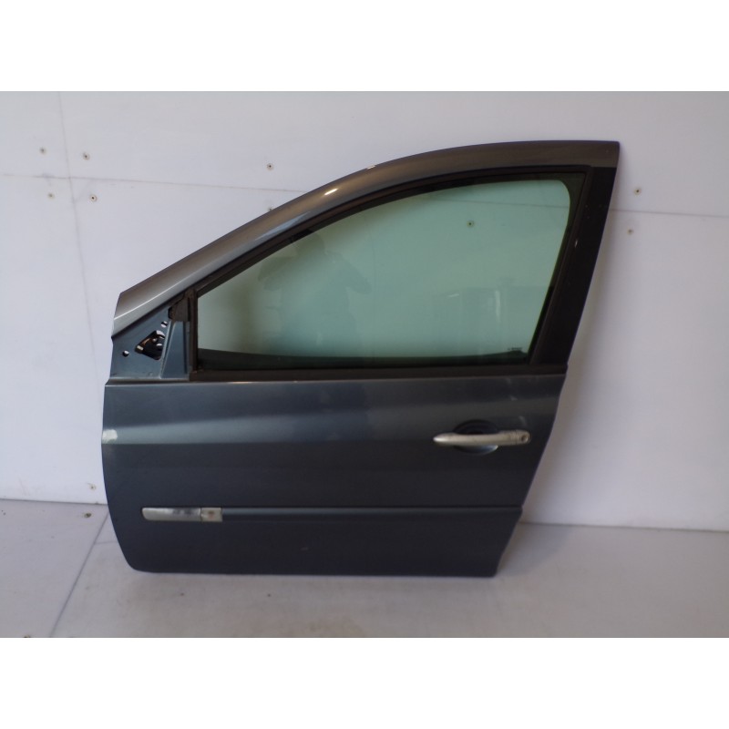 Portiera anteriore sinistra Renault Clio 3 2011