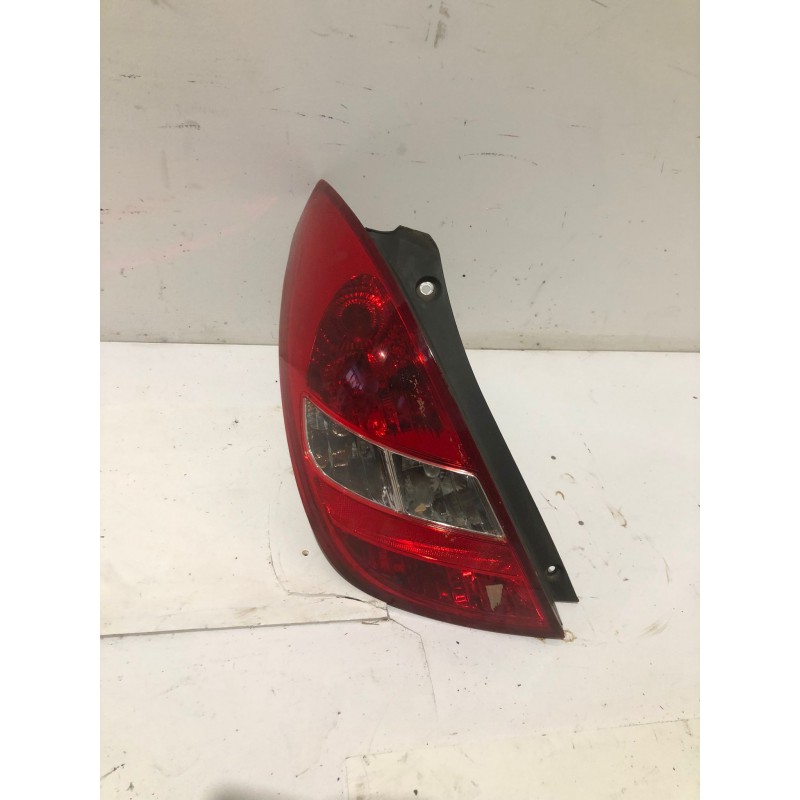 Fanale posteriore sinistro Hyundai I20 2011  RA604