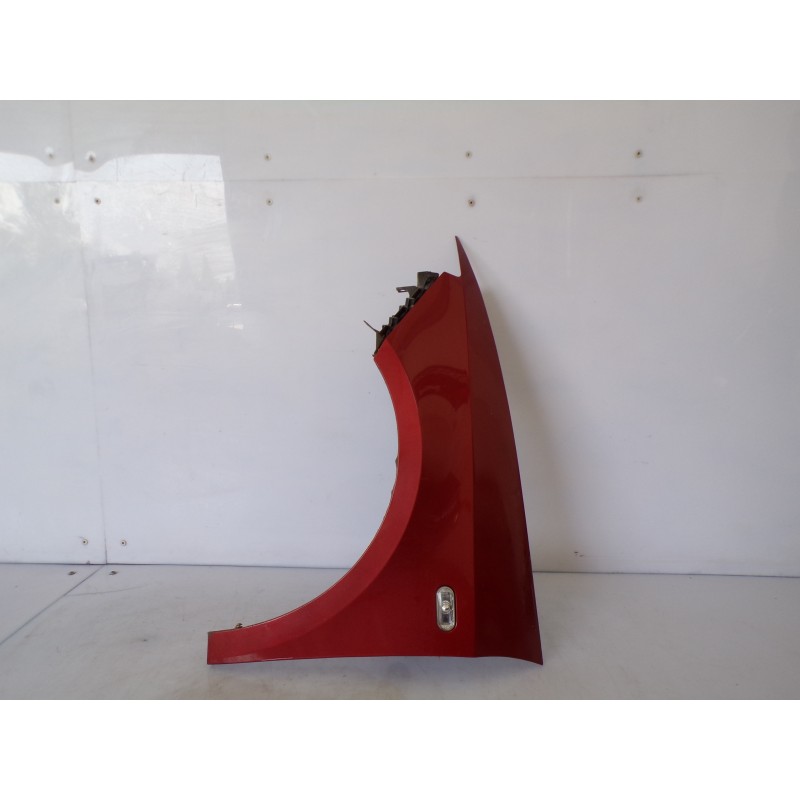 Parafango anteriore sinistro Seat Ibiza 4 serie 2011