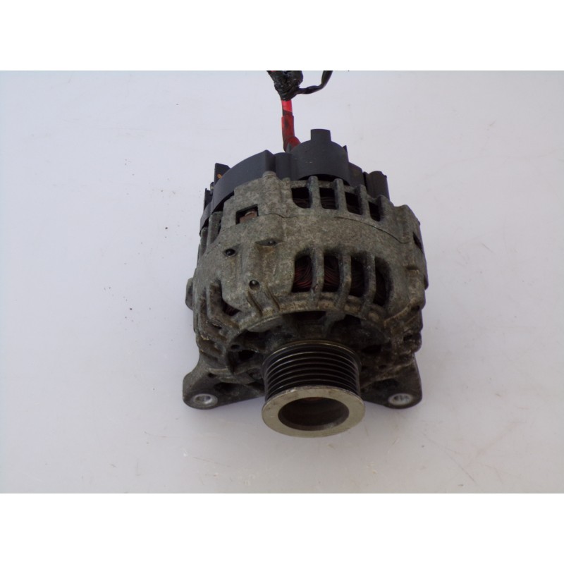Alternatore Renault Clio 3 serie 1.2 benzina 2010